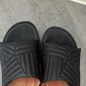 Chic Black Quilted Women's Sandals